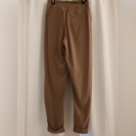 Athleta Cardiff Pant size 10T Rustic Beige - Picture 5 of 7